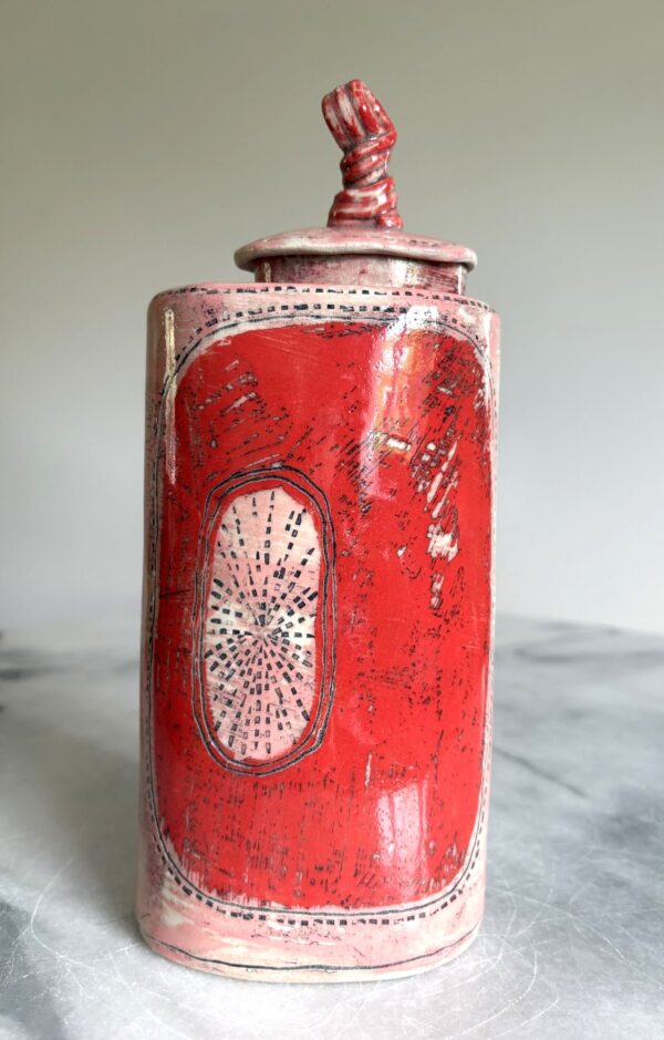 SHC82 - Tall Flowerflask with stopper - Red Abstract 2 - 20cm tall 11cm wide - Image 3