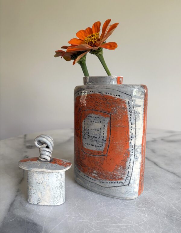 SHC85 - Flowerflask with stopper - Orange abstract - 15cm tall 13cm wide