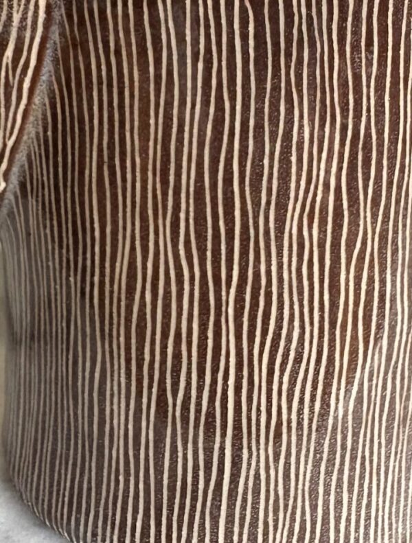 SHC88 - Small vase - Dark brown linear - 12cm tall 11cm wide - Image 3