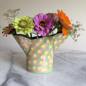 SHC93 - Small vase - Dotty green - 12cm tall 11cm wide
