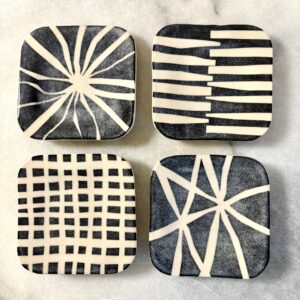 SHC 109 to SHC118 -assorted b;ack amd white dishes 10cmx10cm