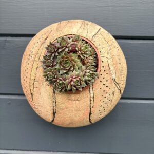 SGV301 - Round Pod - 22cm diameter- Beach Haze - Drainage holes for planting Keyhole for wall mounting