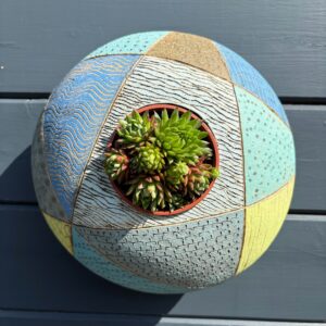 SGV315 Round Pod - 28cm diameter - Blue Aspect 3 large - Drainage holes for planting Keyhole for wall mounting