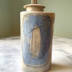 SHC154 Tall Flower Flask - Cornflower blue 20cm tall x 11cm wide